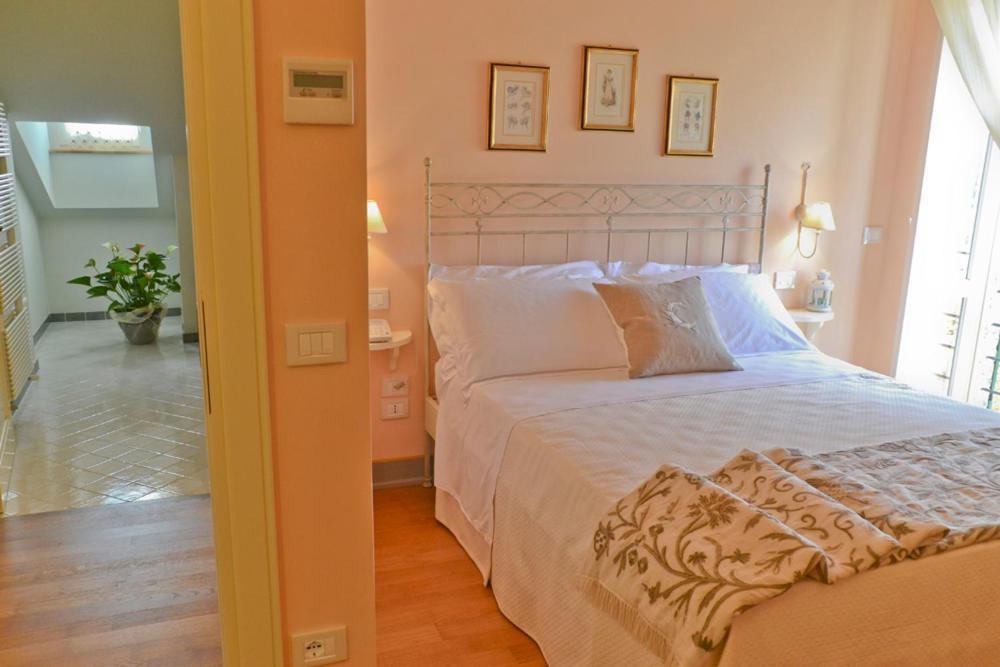 Villa Funari Country House Servigliano Rum bild